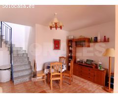 ÁTICO CON VISTAS AL MAR EN RESIDENCIAL REF 1203