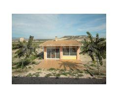 FINCA DE 3 DORMITORIOS 28.000m2 REF 1101