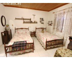 FINCA DE CAMPO CON CHALET, CASA ANTIGUA Y PLANTACION DE OLIVOS. REF 866