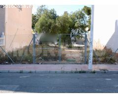 PARCELA URBANIZABLE CUATRO PLUMAS REF. 952