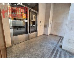 PLANTA BAJA EN RESIDENCIAL CON PISCINA ALAMILLO