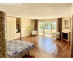Una exclusiva VILLA en la primera línea del Mar en la zona del Golf del Sur
