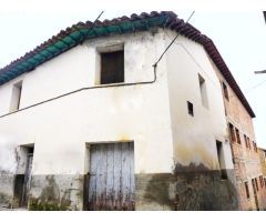 EDIFICIO EN EL CENTRO DE CAPELLA