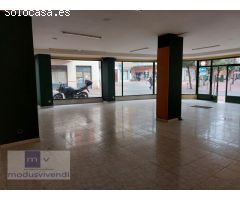 LOCAL COMERCIAL EN LA PLAZA DE DOCE MÁRTIRES