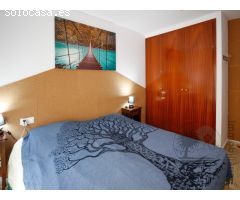 Apartamento reformado con terraza + garaje en primera línea de mar