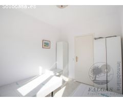 Casa dividida en dos apartamentos con vistas espectaculares sobre el mar y la