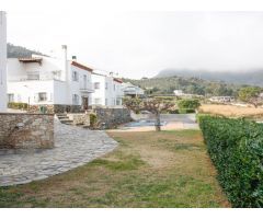 Chalet en primera línea de mar con piscina y garaje enPort de la Selva