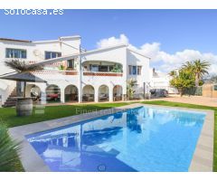 Encantadora casa en una tranquila calle, ideal para disfrutar de la privacidad y