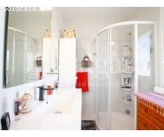 Encantadora casa en una tranquila calle, ideal para disfrutar de la privacidad y