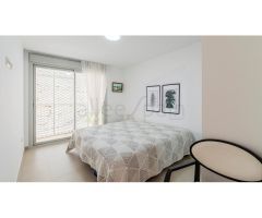 Atico duplex con impresionantes vistas panorámicas al mar, al templo budista y a
