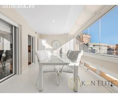 Adosado Dúplex de Lujo Frente al Mar en Arenales del Sol