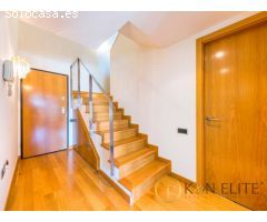 Luminoso Duplex en Oscar Esplá