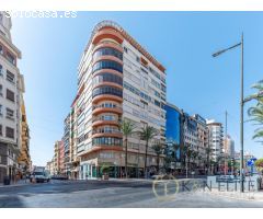 Piso con Encanto y Vistas Espectaculares en el Corazón de Alicante