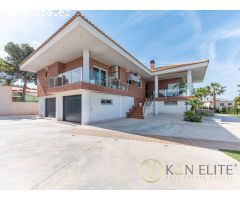 Fabuloso Chalet con Magníficas Vistas