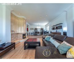 Fabuloso Chalet con Magníficas Vistas