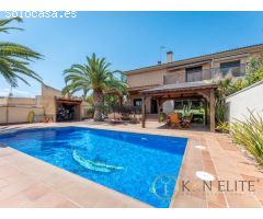 Elegante Chalet Pareado en Mutxamel
