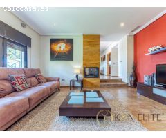 Elegante Chalet Pareado en Mutxamel