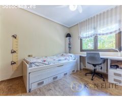 Elegante Chalet Pareado en Mutxamel