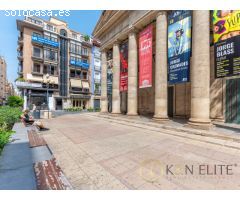 Local Comercial Junto al Teatro Principal