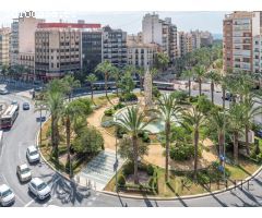 Moderno y Lujoso Ático en Plaza de los Luceros
