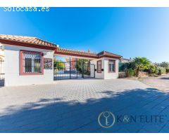 Espectacular Chalet Adosado en Alicante Golf