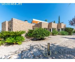 Residencia Opulenta en Loma Bada, Petrer