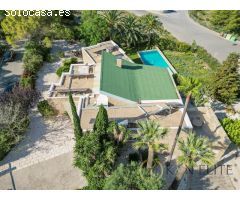 Residencia Opulenta en Loma Bada, Petrer