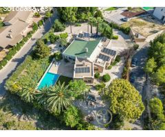 Residencia Opulenta en Loma Bada, Petrer