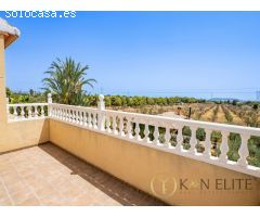 Impresionante Villa en San Vicente del Raspeig