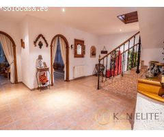 Impresionante Villa en San Vicente del Raspeig