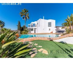 Espectacular Chalet en la Mejor Zona Residencial de Elche