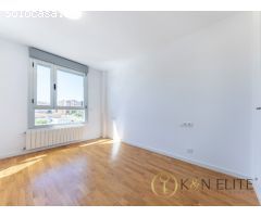 Exclusivo Piso en la Prestigiosa Urbanización Vintalia, Playa San Juan
