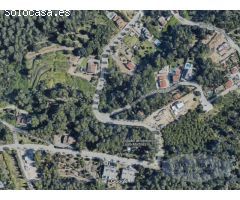 SOLAR CON DESNIVEL EN CASTELLTORT