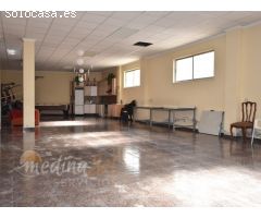 Vivienda ático de esquina, 3 dormitorios, terraza, 200 m2 mas bajo de 200 m2, La