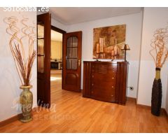 Vivienda ático de esquina, 3 dormitorios, terraza, 200 m2 mas bajo de 200 m2, La