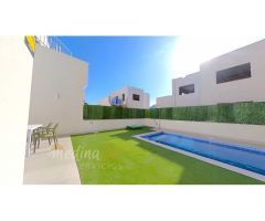 MODERNO CHALET 3 DORMITORIOS CON PISCINA Y GARAJE LOS BELONES