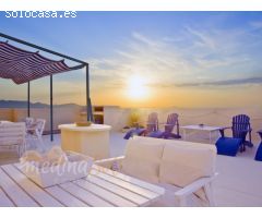 ESPECTACULAR ATICO CON 120 M2 DE SOLARIUM A LA ENTRADA DE LA MANGA