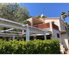RESTAURANTE CON VIVIENDA A LA VENTA EN LAS ROTAS