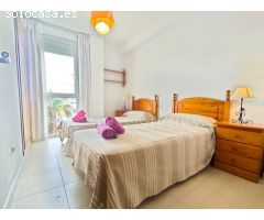APARTAMENTO CON VISTA AL MAR EN PRIMERA LINEA DENIA