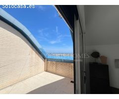 UN ATICO CON VISTA AL MAR PERFECTO PARA TUS VACACIONES DENIA