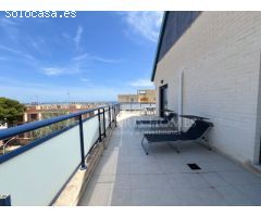 UN ATICO CON VISTA AL MAR PERFECTO PARA TUS VACACIONES DENIA