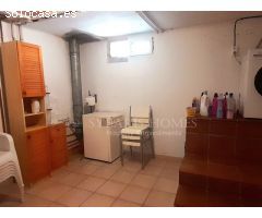 CHALET EN BUENA UBICACIÓN