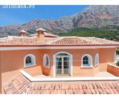 MARAVILLOSO CHALET DE LUJO EN MONTGO JAVEA