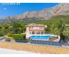 MARAVILLOSO CHALET DE LUJO EN MONTGO JAVEA