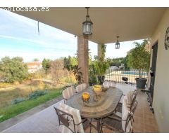 CHALET CON VISTA AL MAR Y AL MONTGO
