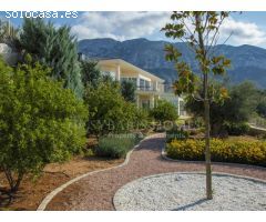 VILLA DE LUJO CON VISTAS AL MAR EN DENIA