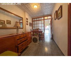 CASA DE PUEBLO EN EL BARRIO DE PESCADORES DE DENIA
