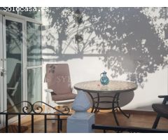 ENCANTADOR CHALET EN LAS ROTAS