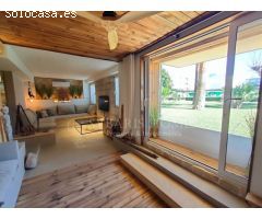 ALQUILER VACACIONAL APARTAMENTO DE DISEÑO EXCLUSIVO EN PRIMERA LINEA EN DENIA
