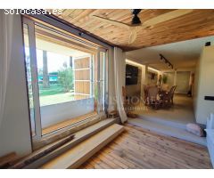 ALQUILER VACACIONAL APARTAMENTO DE DISEÑO EXCLUSIVO EN PRIMERA LINEA EN DENIA